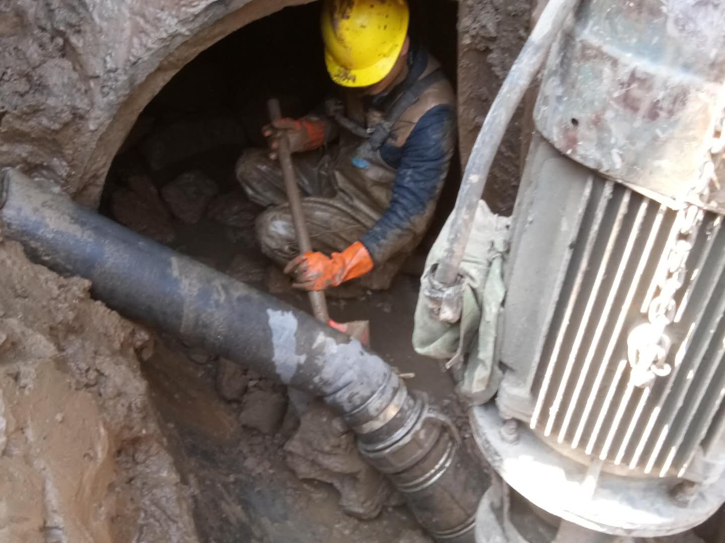 胡场镇管道清淤