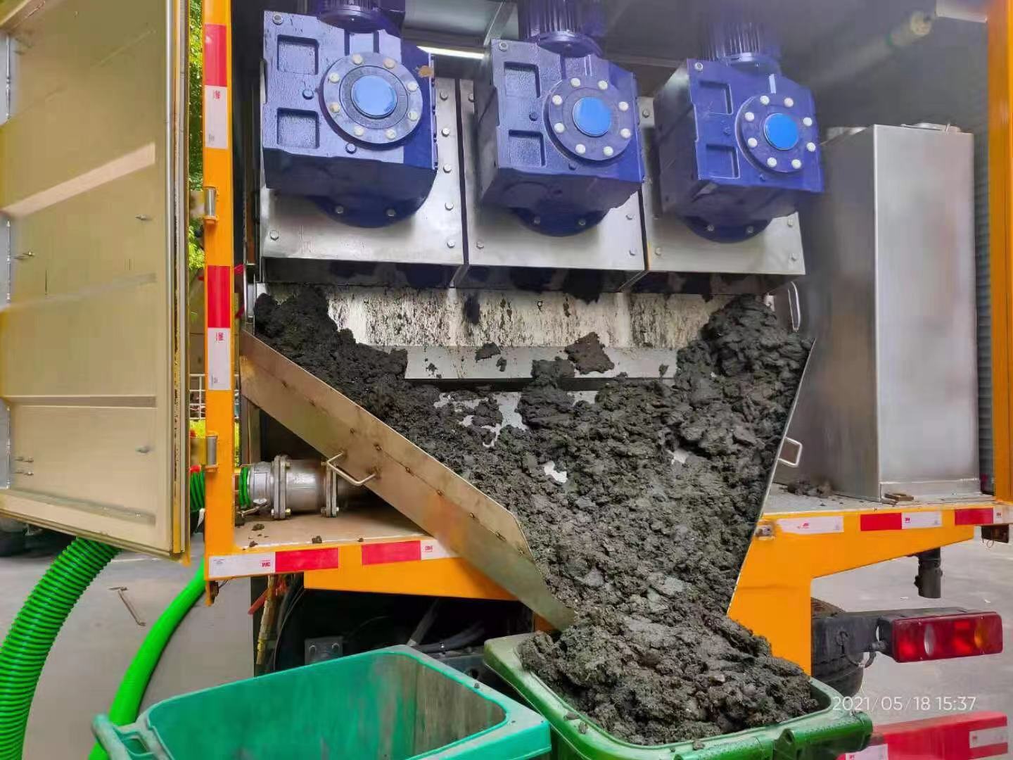 胡场镇化粪池清掏城市维护站-泥浆净化干湿分离处理